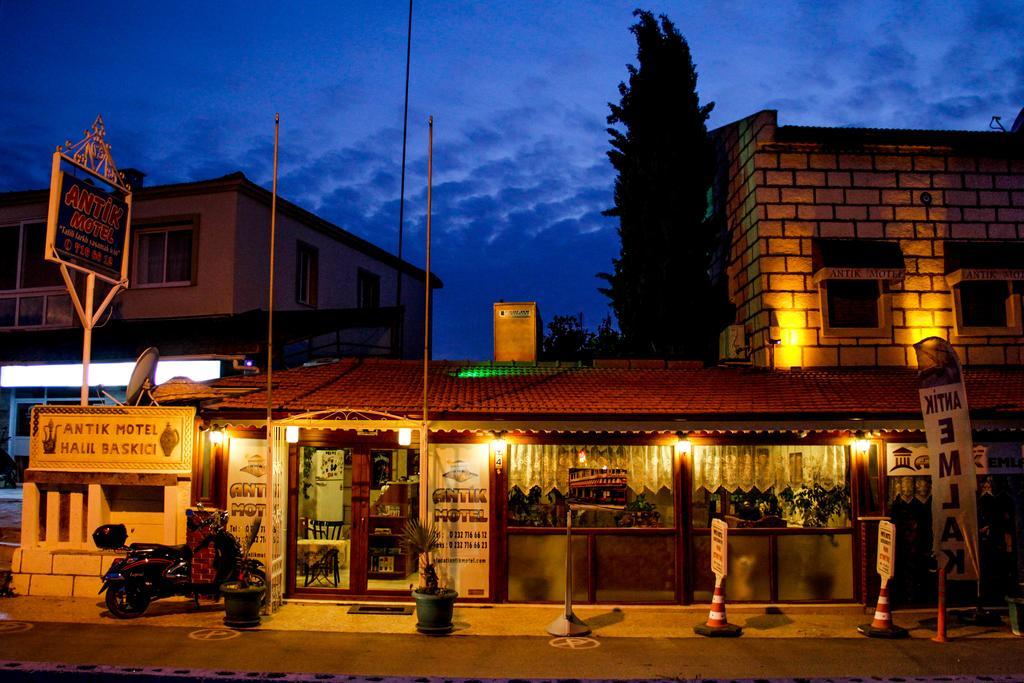 Antik Motel Alacatı Bagian luar foto