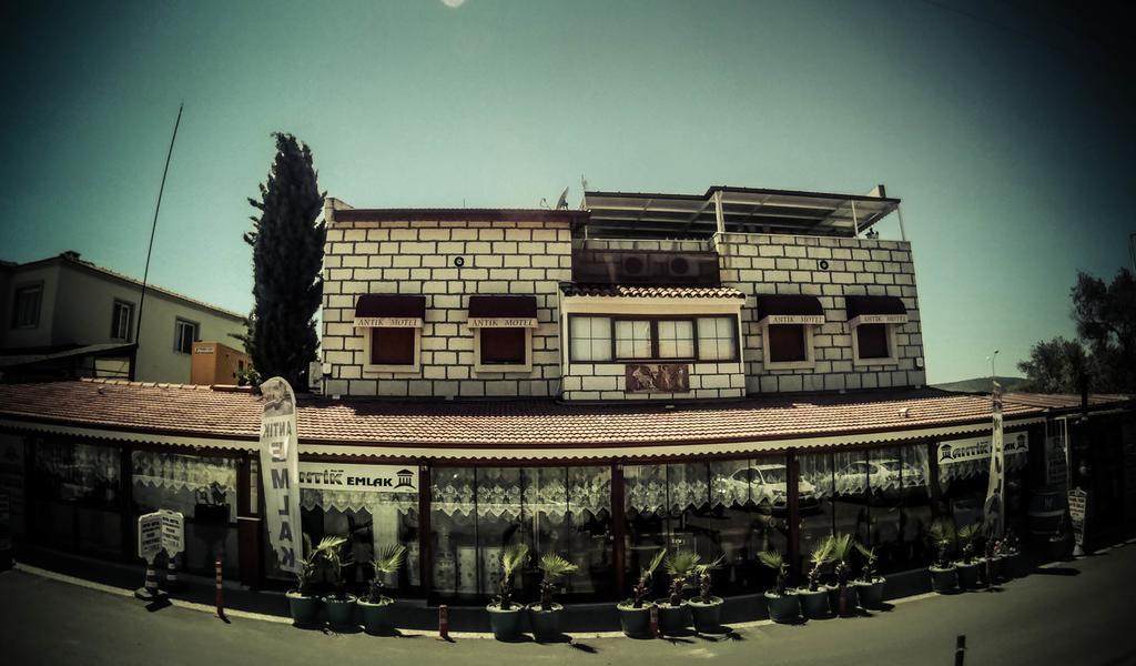 Antik Motel Alacatı Bagian luar foto
