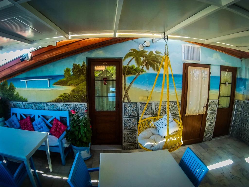 Antik Motel Alacatı Bagian luar foto