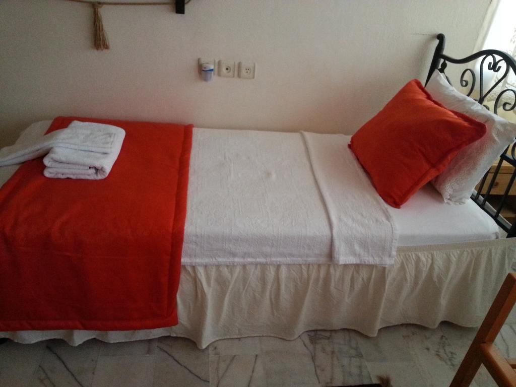 Antik Motel Alacatı Bagian luar foto