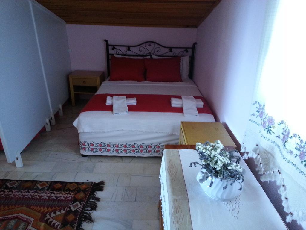 Antik Motel Alacatı Bagian luar foto
