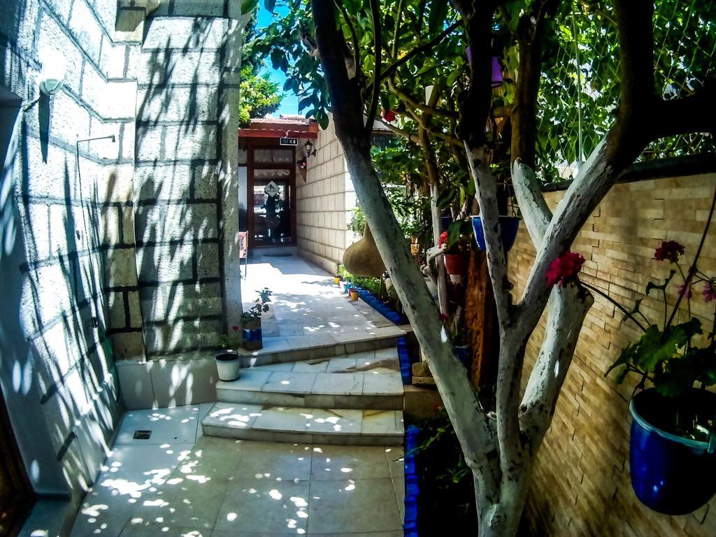 Antik Motel Alacatı Bagian luar foto