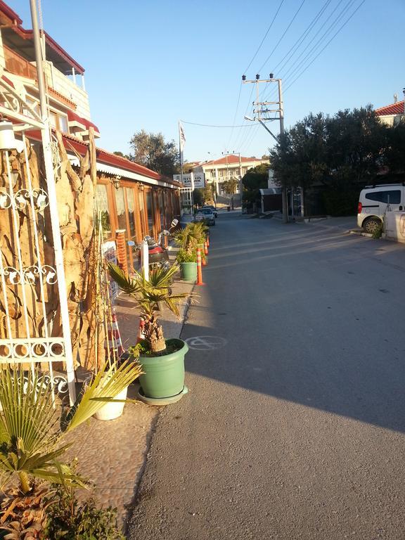 Antik Motel Alacatı Bagian luar foto